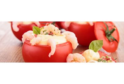 garnalencocktail-in-tomaat