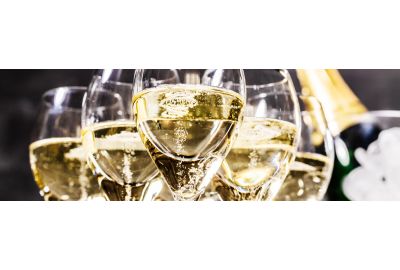 in-the-spotlight-champagne